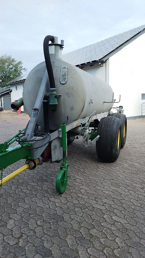 Meyer-Lohne Rekordia Güllefass Wasserwagen 6000 Liter Vakumkompressor Güllewagen 6000 Liter Wassefass 6000 Liter zum Wässern von Anpflanzungen Tandemachse