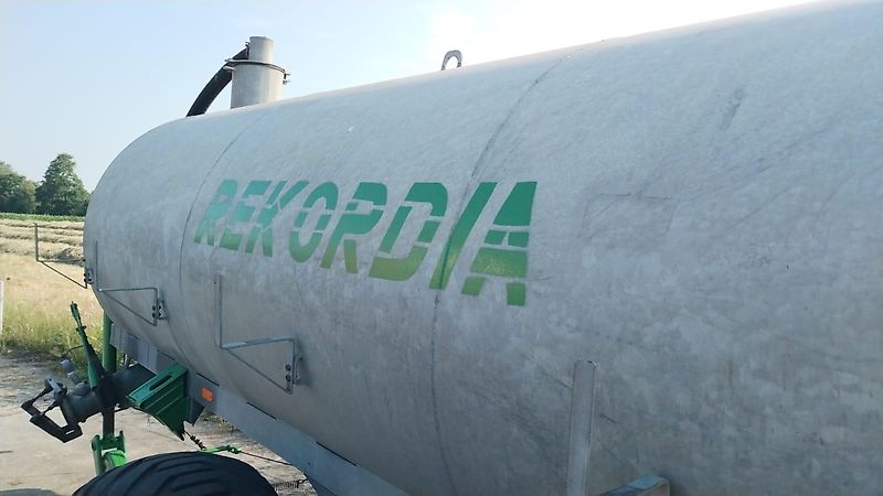 Meyer-Lohne Rekordia Güllefass Wasserwagen 6000 Liter Vakumkompressor Güllewagen 6000 Liter Wassefass 6000 Liter zum Wässern von Anpflanzungen Tandemachse