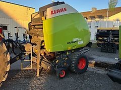 Claas Variant 385 RC