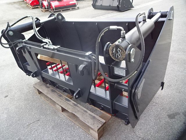 H L M - Siloschneidschaufel - 1,6 Meter  -- 1,8 Meter - Hydraulisch - Scheidmesser Siloschneidschaufel - hydraulisch mit 2 Hydraulikzylinder - Breite 1,6 Meter / oder Breite 1,8 Meter