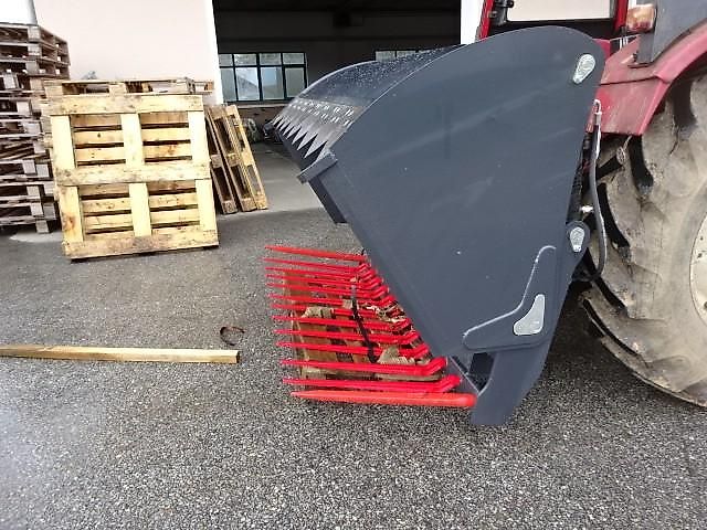 H L M - Siloschneidschaufel - 1,6 Meter  -- 1,8 Meter - Hydraulisch - Scheidmesser Siloschneidschaufel - hydraulisch mit 2 Hydraulikzylinder - Breite 1,6 Meter / oder Breite 1,8 Meter