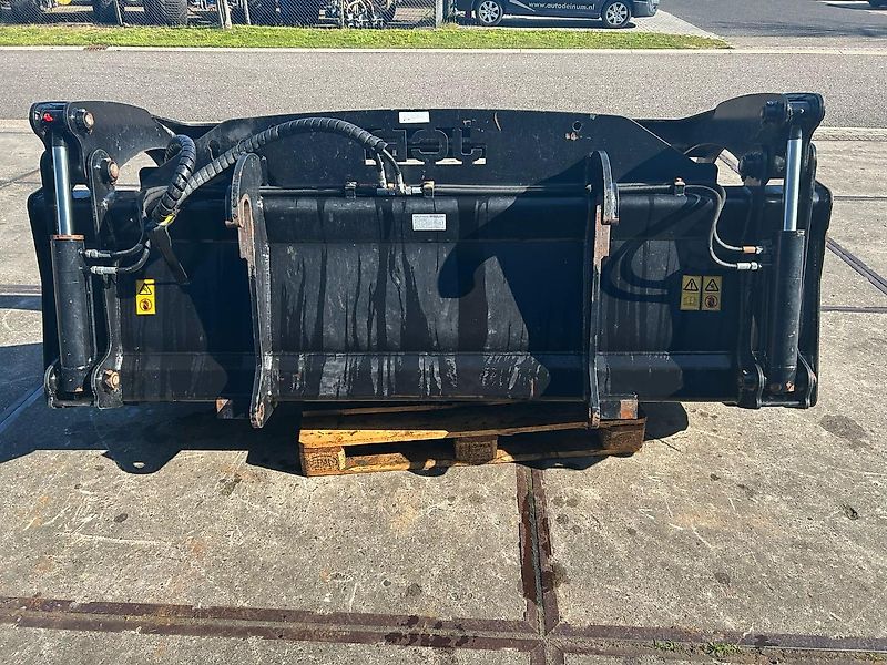 JCB Pelikaanbak 2,45 Q-fit