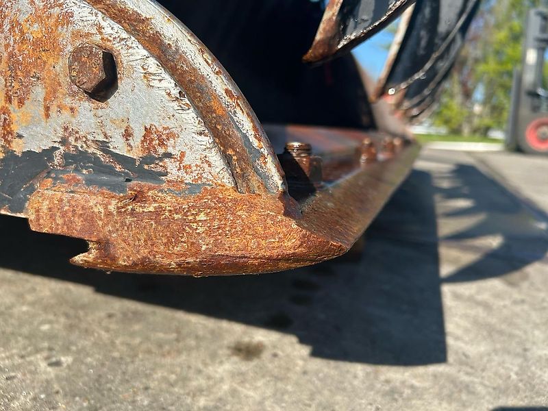 JCB Pelikaanbak 2,45 Q-fit