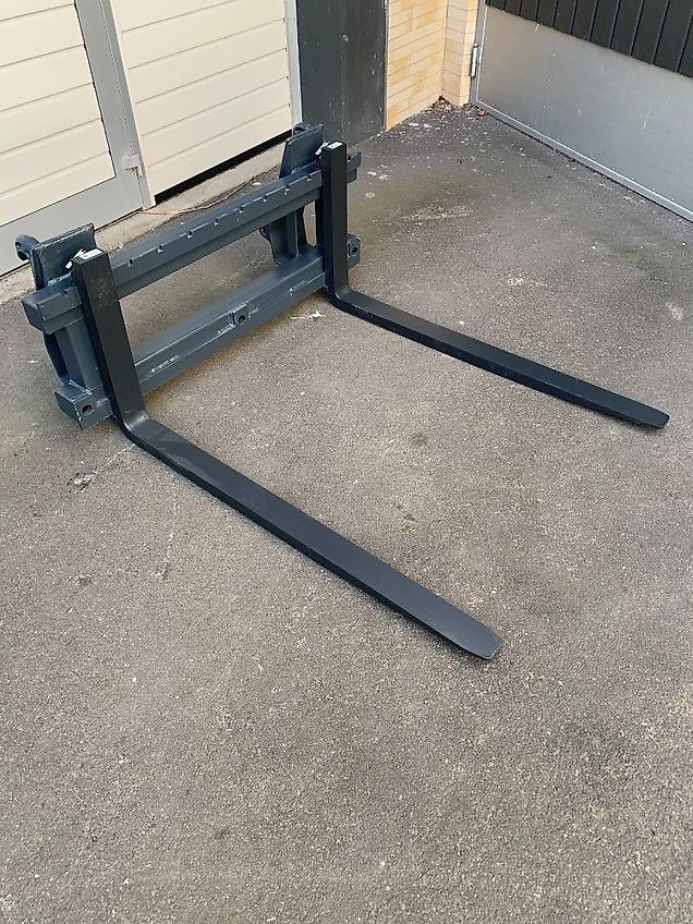 INTER-TECH Palettengabel 1,24m breit mit 2 120er Zinken