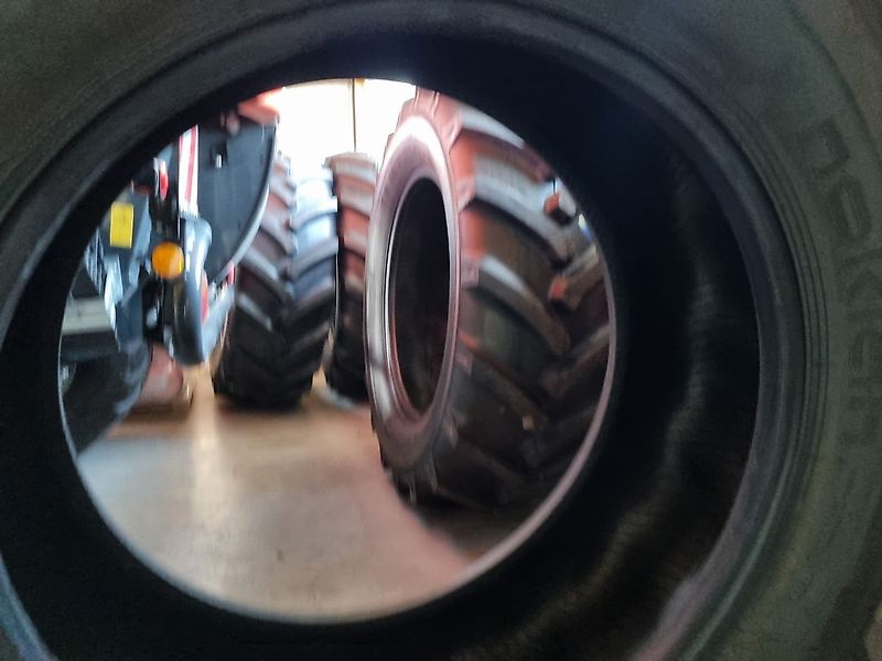 Nokian Multiplus 600/65 R38 + 500/65 R28