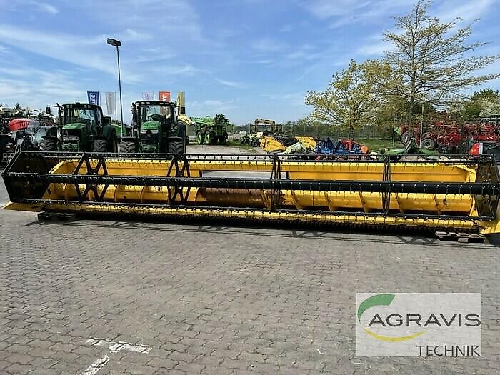New Holland VARIFEED 8,53 M HD 28