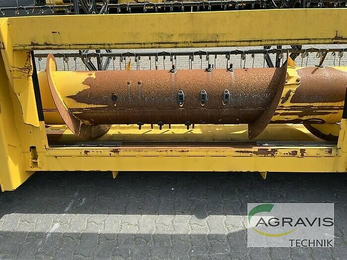New Holland VARIFEED 8,53 M HD 28