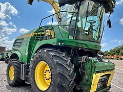 John Deere 8400 i
