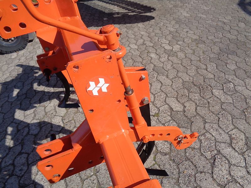 Howard Nachsaatgerät Howard Sämavator 235 cm Arbeitsbreite in Topzustand Frässmesser 54 mit Pakerwalze idea