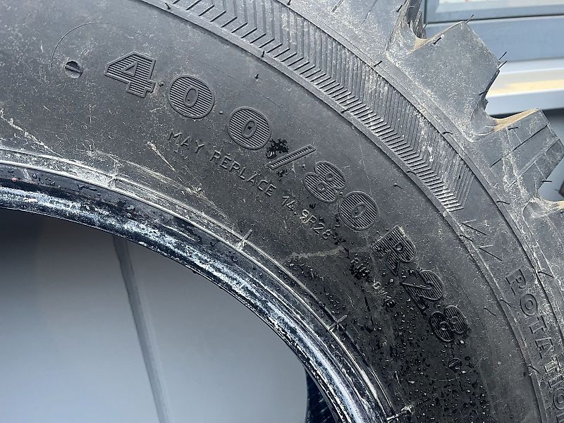 Nokian Reifen 400/80R28, 1 Paar
