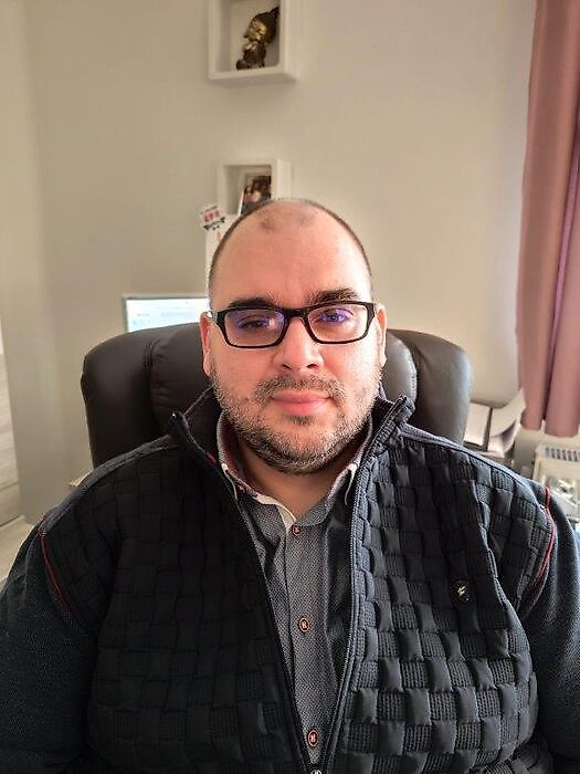 Kontaktpersona Szabó Sándor