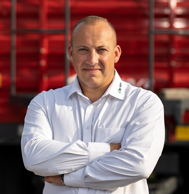 Kontaktpersona Kungs Kamil Wisłocki