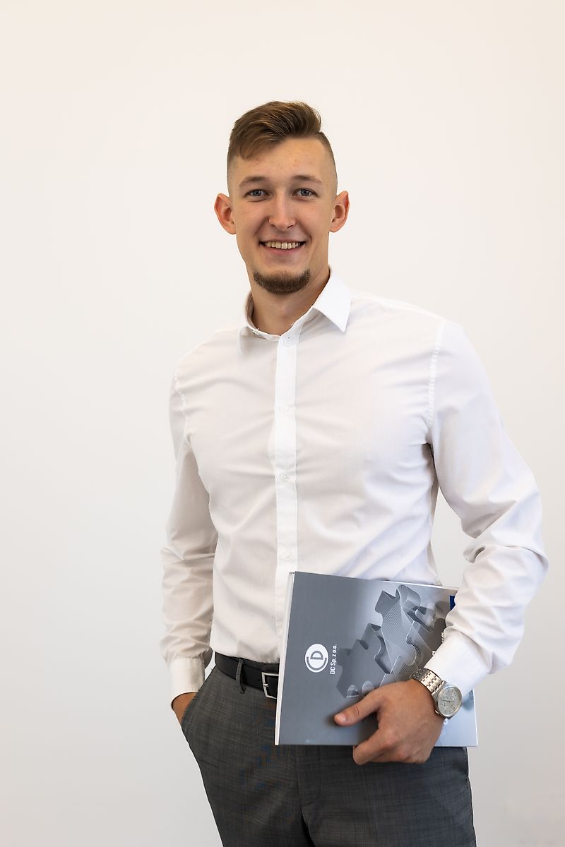 Kontaktpersona Kungs Adam Rogalski